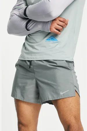 Nike – Challenger Dri-FIT – 2-in-1 Shorts in , 5 Zoll