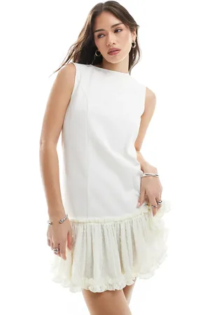 Miss Selfridge – Ärmelloses Minikleid in mit tiefer Taille