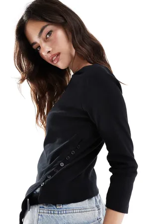 SCALPERS – Langärmliges, geripptes Shirt in mit Knopfdetail
