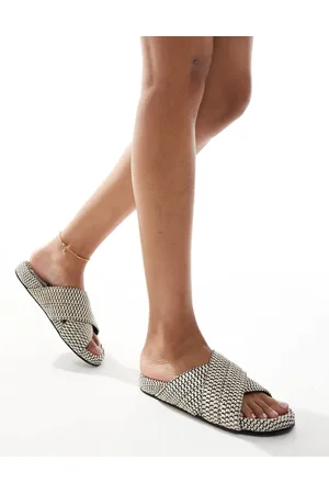 4th & Reckless – Gewebte, flache Sandalen in -Weiß mit überkreuzten Riemen
