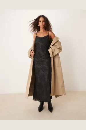 Miss Selfridge – Maxikleid aus floralem Jacquard-Satin in