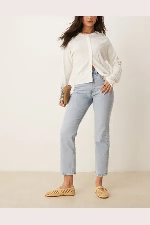Abercrombie & Fitch – Gerade geschnittene, knöchellange Jeans in hellblauer Waschung mit mittelhohem Bund