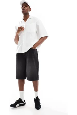 Bershka – Weite Jeans-Shorts in