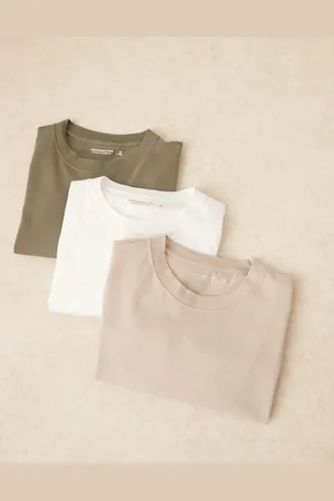 Abercrombie & Fitch – Essential – 3er-Pack T-Shirts in Weiß und weiteren Farben