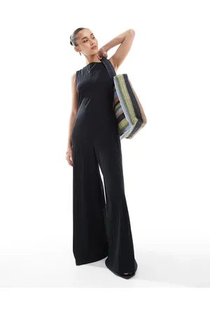 ASOS – Ärmelloser Jumpsuit in mit breiter Rippenstruktur