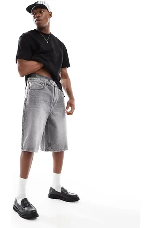 Bershka – Weite Jeansshorts in