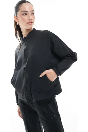 Born Living Yoga – Leila – Gemütliche Jacke in