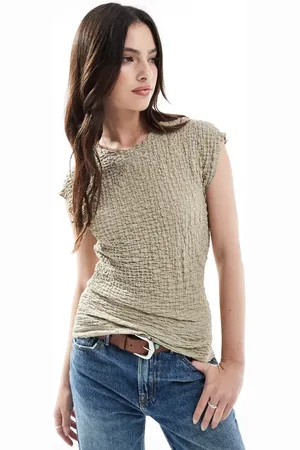 ONLY – Ärmelloses, strukturiertes Oberteil in Beige