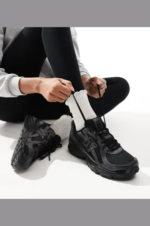 New Balance – 740 – Schwarze Sneaker