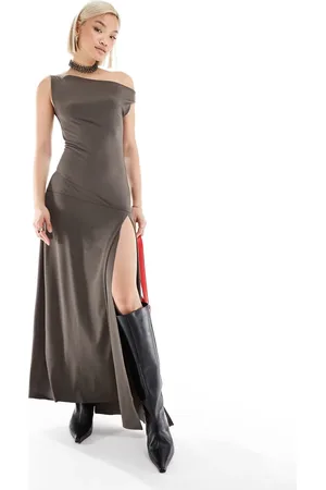 Weekday – Lo – Schulterfreies Maxikleid in mit Drapierung und niedrigem Bund