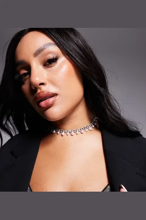 ASOS ASOS DESIGN Curve – Choker-Halskette in -Optik mit Kristall-Cupchain und Kunstperlen-Design