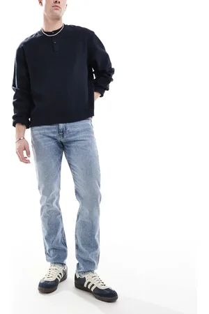 Calvin Klein – Schmale Karottenjeans in heller Waschung