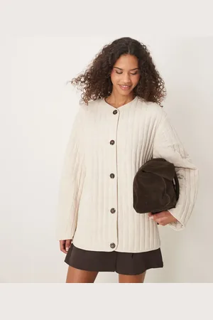 ASOS – Kragenlose Steppjacke aus Leinen in Hellbeige mit abgerundetem Saum