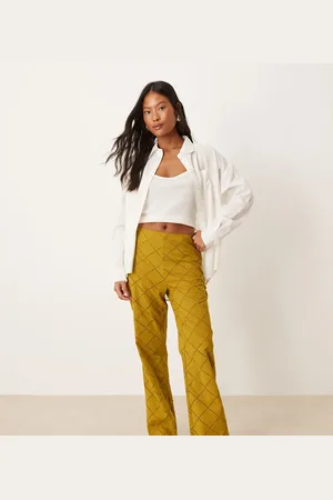 ASOS Petite – Hose in Olivgrün mit geradem Bein und geometrischem, durchbrochenem Muster
