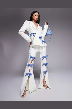 ASOS – Elegante Hose in Creme mit Denim-Schleifen, Kombiteil