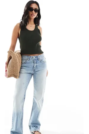 Stradivarius Petite – D98 – Gerade geschnittene Jeans in hellblauer Waschung