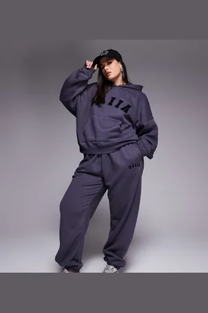 Kaiia Plus – Jogginghose in Dunkelgrau mit Bündchen und Logo-Stickerei, Kombiteil