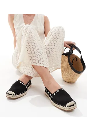 ASOS – Jeanie – Espadrilles in mit geschlossener Zehenpartie und Nieten