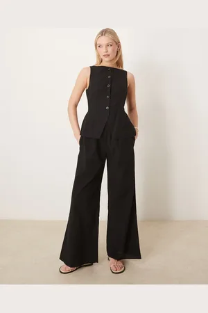 ASOS – Jumpsuit in mit Button-Down-Weste