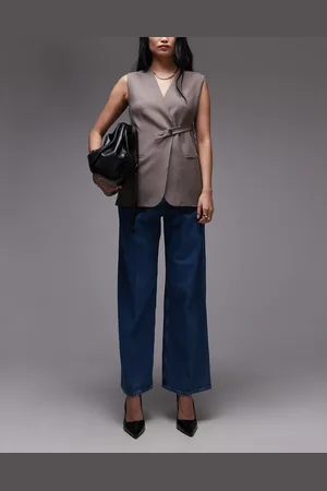 ARKET – Weite Jeans aus superweichem Denim in verwaschenem Mittelblau mit tailliertem Bund und Falten vorne