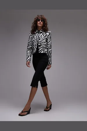 MANGO – Cropped Jacke in mit Zebramuster