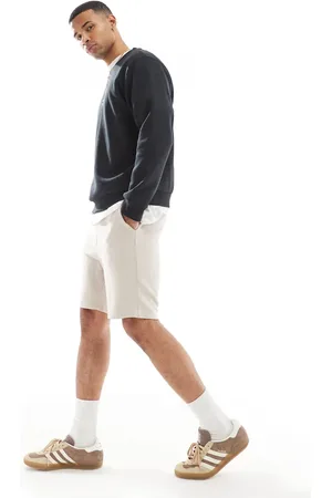 JACK & JONES – Lässig geschnittene Sweat-Shorts in Creme