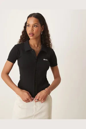 Dickies – Tallasse – Geknöpftes T-Shirt in mit knappem Schnitt