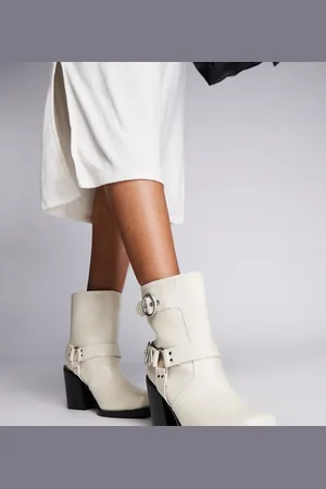Public Desire – Freak – Biker-Stiefeletten in Cremeweiß mit Absatz, weite Passform