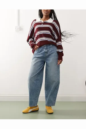 Miss Selfridge – Jeans in hellblauer Waschung mit abgerundetem Beinschnitt