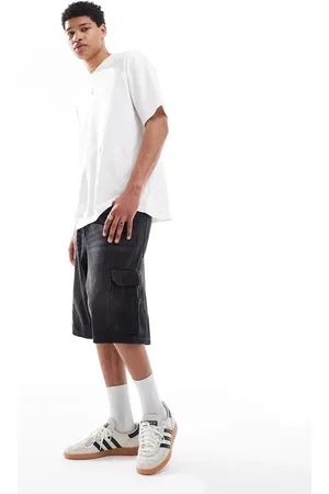 Bershka – Cargo-Jeans-Shorts in