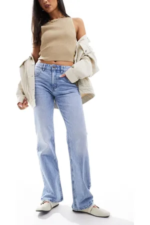 Stradivarius – STR – Straight-Jeans in Hellblau mit Stretch