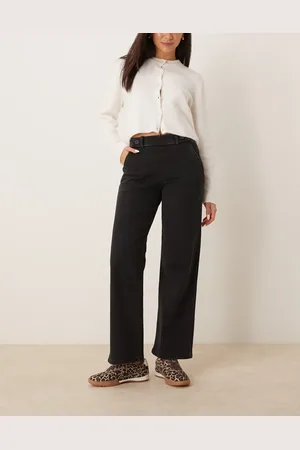 JDY – Jeans in mit hohem Bund und Knopfdetail