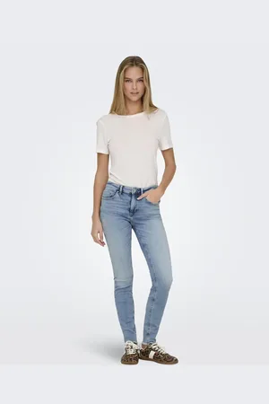 ONLY – Jeans mit engem Schnitt in hellem Denim-Mittelblau