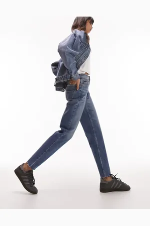 Topshop – Straight Jeans in Mittelblau mit mittelhohem Bund und unversäubertem Saum