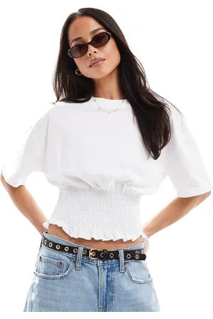Stradivarius – STR – T-Shirt in mit geraffter Taille