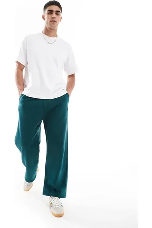 Hollister – Superweite Jogginghose in mit Kontrastnaht