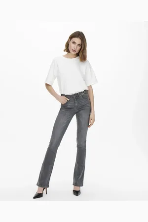 ONLY – Ausgestellte Jeans aus grauem Denim