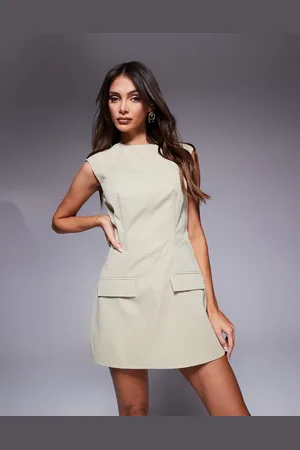 Missyempire Missy Empire – Bengalin-Minikleid in Beige mit strukturiertem Taschendetail