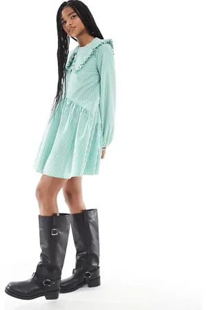 Miss Selfridge – Hängerkleid in gestreift mit Oversize-Kragen
