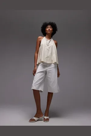 Topshop – Boardshorts in Knochenweiß