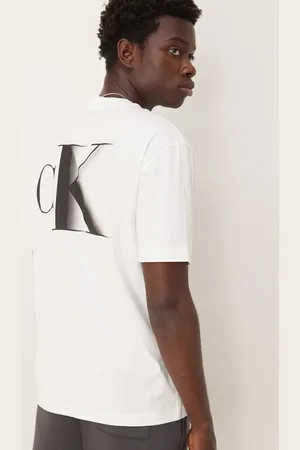 Calvin Klein – T-Shirt in mit markantem CK-Logo