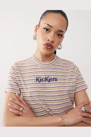 Kickers – Knapp geschnittenes Cropped T-Shirt mit Retro-Streifen in bunten melierten Farben