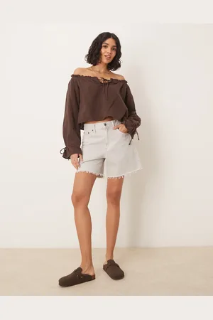 Abercrombie & Fitch – Klassische, locker sitzende Shorts in wollweißer Waschung mit hohem Bund und ausgefranstem Saum