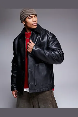 ASOS – Oversize-Worker-Jacke aus Kunstleder in mit Teddyfutter