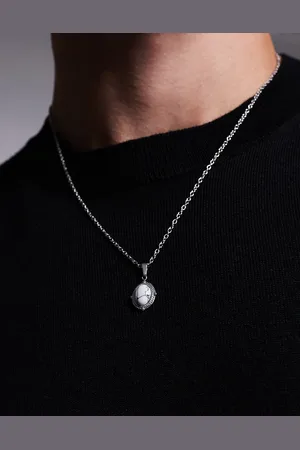 ASOS – Silberfarbene Halskette aus wasserfestem Edelstahl mit ovalem Anhänger mit Perlmuttdetail