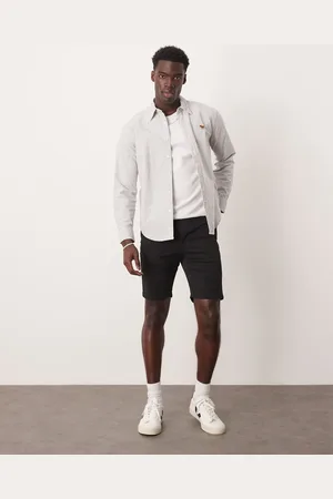 SELECTED – Schmal geschnittene Chinoshorts in