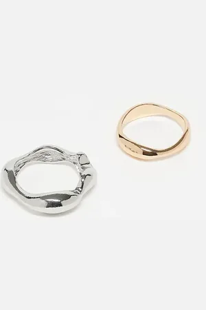 ASOS – 2er-Pack Ringe aus Metall in - und Goldton in geschmolzenem Design