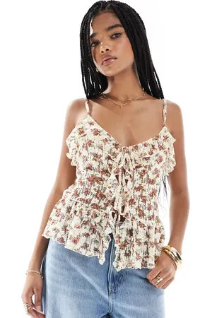Pull&Bear – Camisole in Ecru mit Rüschen und Blumenmuster