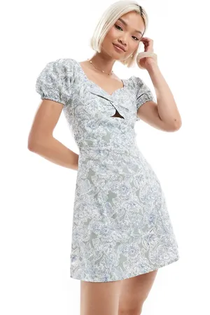 Brave Soul – Mini-Milchmädchenkleid in mit Leinenanteil, Blumenmuster und Puffärmeln