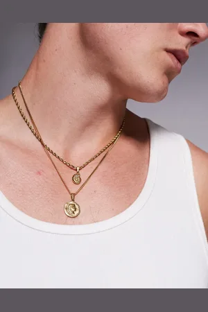 ASOS – 2er-Pack goldfarbene Halsketten aus wasserfestem Edelstahl mit Muschelanhängern